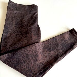 Matty M Leggings S Brown/Black Leopard Print.  27” inseam NWOT